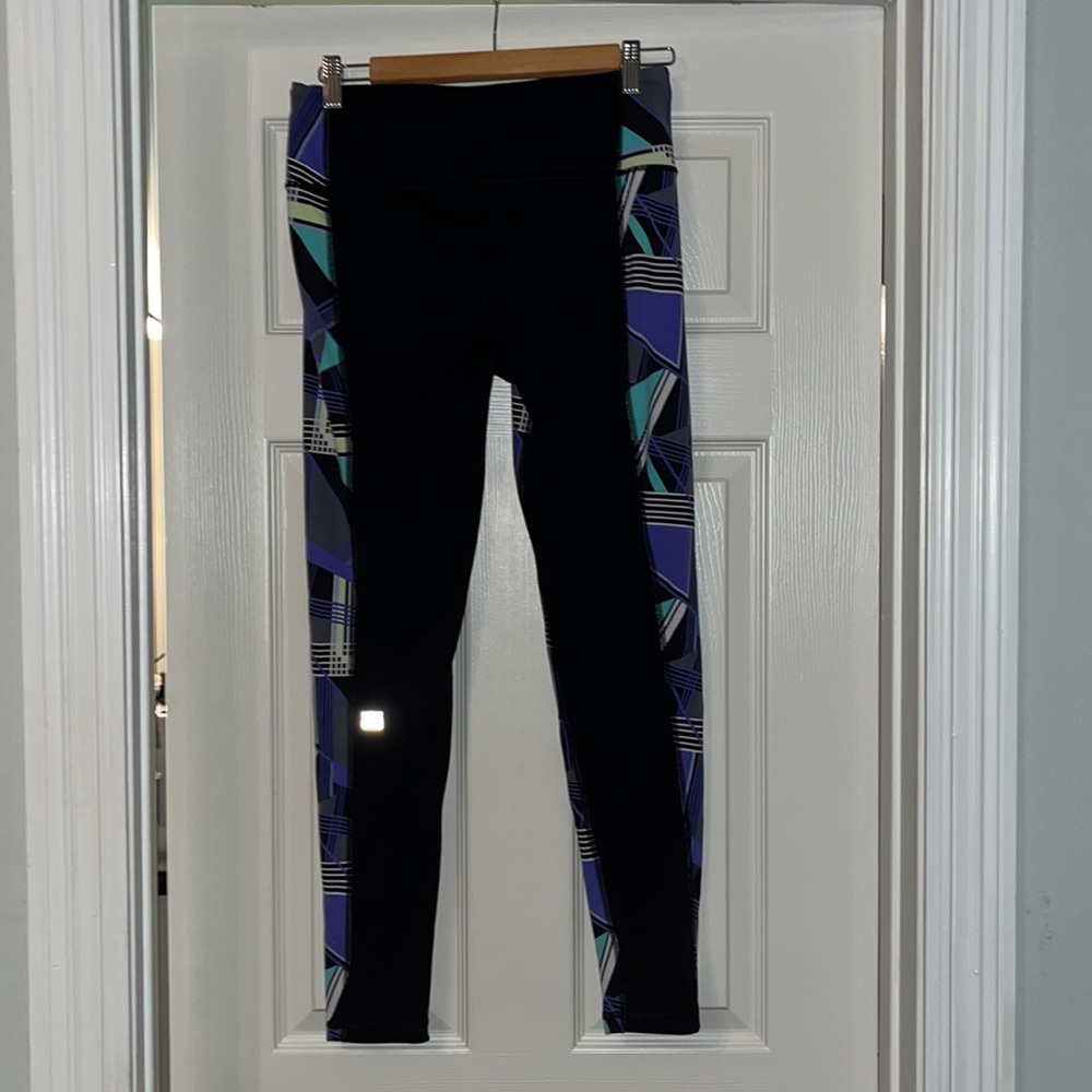 Victoria’s Secret Knockout‎ tights - Picture 2 of 4